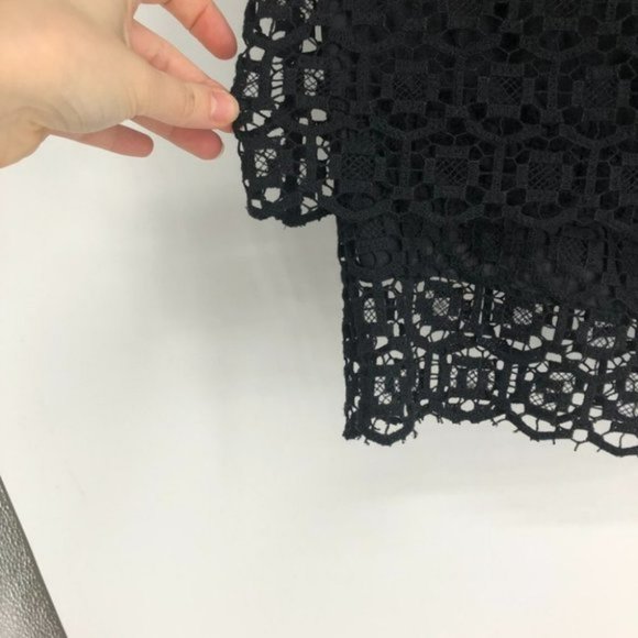 Jenni Kayne lace black crochet pencil skirt in XS - Picture 4 of 7